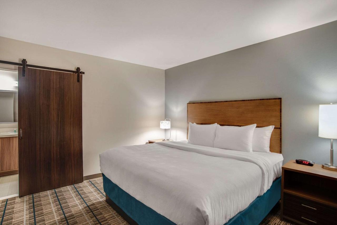 Mainstay - Harrisburg Hotel